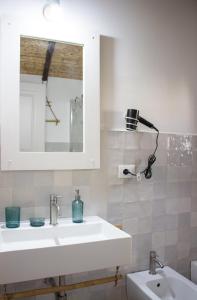 Domo Bangone - Sa Corte img16