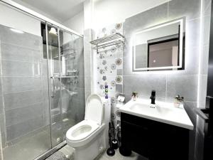 Studio with Nairobi skyline view