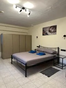 Family Holiday - Psathopirgos