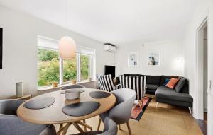 Cozy Home In Nørre Nebel With Wifi