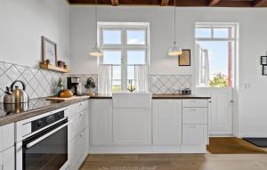 Two-Bedroom Holiday Home In Ringkobing