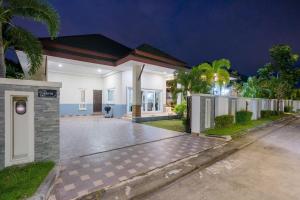 Bunny House Pool Villa Na Jomtien