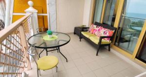 apartment in Arcadia Palace with sea view!