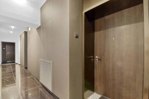 LAX Exquisite 1BR,1BATH -City Skyline Views