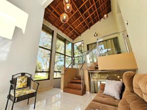 5 Quartos casa Alto Padrão Centro a 6 min Paraguai