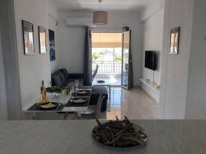 Are You Renti - 4hvězdičkové hotely ve městě Pireus