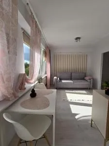 Dworcowa przy basenie - Dadaj