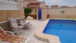 Ciudad Quesada apartamento independiente en finca con piscina compartida