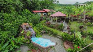 Cabañas Caeli, El Congo, La Fortuna Rainforest Glass Cabin w Suite