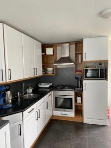 Ruime chalet midden in de natuur in Lith