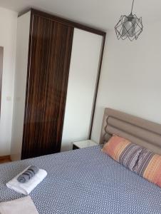 Deniz manzaralı, büyük markete yakın ev