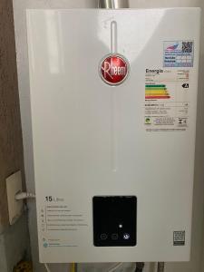 Bigorrilho 1 qto ar condicionado, lava e seca, sacada