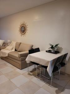 Azcuenaga Recoleta Palace