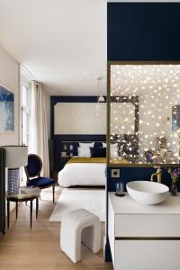 B&B / Chambres d'hotes Clos du Cedre - Chambres d-Hotes d-Exception, Luxury B&B a Dinan : photos des chambres