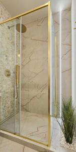 HolidayHomePL Baltic Waves A422 z osobną sypialnią i balkonem, GRATIS basen, sauna, gym