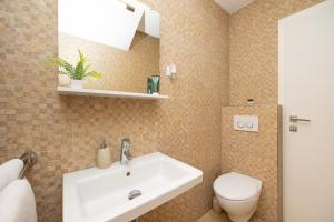 Amazing villa with breathtaking view & heated pool