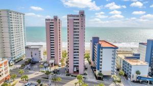 Couples Retreat On The Ocean Wwasher And Dryer!
