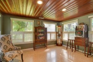 Riverfront Getaway with Hot Tub and Game Room!