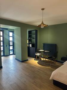 Apartment Blue balcony