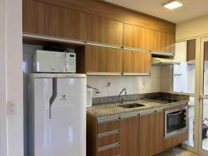 LK1005 Espaçoso Apartamento Com Vista da Vibrante Rua Augusta