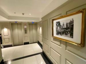 Modern studio, Prime location, Stunning city view