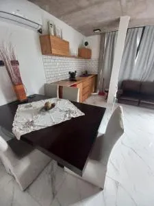 La Graciliana Apart - Pleno Centro de Suipacha - Suipacha