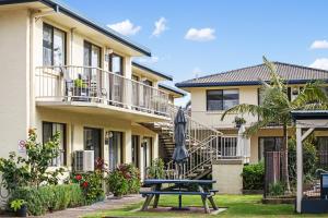 Ocean Drive Apartments