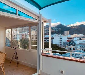 Ático con Terraza, Vistas Panorámicas y Parking