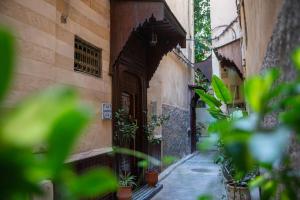 Riad LalaMoune