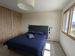 Gîte Montagne avec Piscine Chauffée, Spa et Sauna - Les Roches - FR-1-589-656