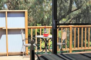 Just Beachy - Quiet Relaxing Pet Friendly - Ubytování bez kategorie ve městě Guilderton