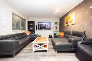 Detached Double Bedroom in Shared Apartment