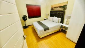 Stunning 2 Bedroom Inverter , WiFi Inside Golf Estate