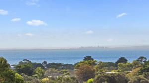 Sea For Days - Panoramic Bay Views in Rye