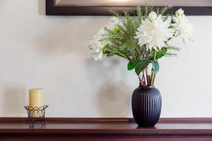 North Beach Cottage by Swan BnB Management