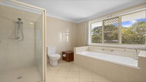 Charlesworth 15 - Beach Reserve, Amazing Views, Walk to Resorts, Sleeps 15