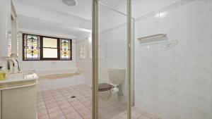 Charlesworth 15 - Beach Reserve, Amazing Views, Walk to Resorts, Sleeps 15