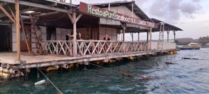 Ekas beach floating Homestay and resraurant