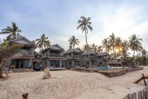 Laemsui Beach แหลมซุย บีช