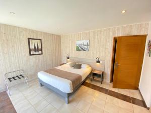 Hotels Logis Hotel L'Oliveraie : photos des chambres