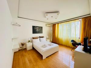 Old Town Ateneu Studio