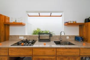 Villa Palikua at Nyanyi