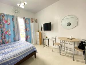 Family Room Condo in Minglanilla