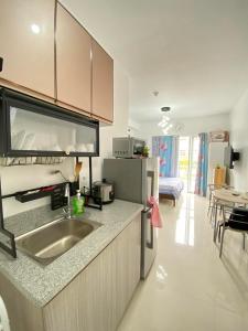 Family Room Condo in Minglanilla