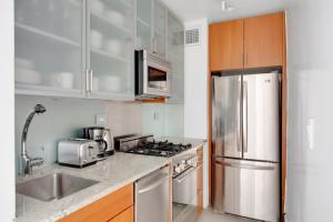 Midtown 1BR w Gym Doorman nr Grand Central NYC-745