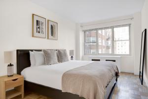 Midtown 1BR w Gym Doorman nr Grand Central NYC-745