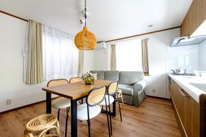 Kichijoji Urban Retreat - 2F Boutique House - Steps to Inokashira Park & Ghibli Museum アキサポステイ吉祥寺