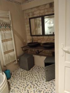 Appartements LE COMPOSTELLE BATIMENT LA RENAISSANCE : photos des chambres