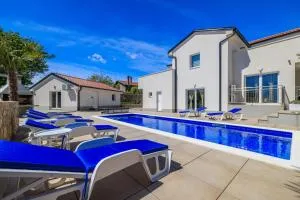 Villa Volta LL - Kras