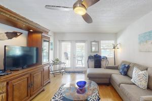 6 - Beach Club at Pass-A-Grille